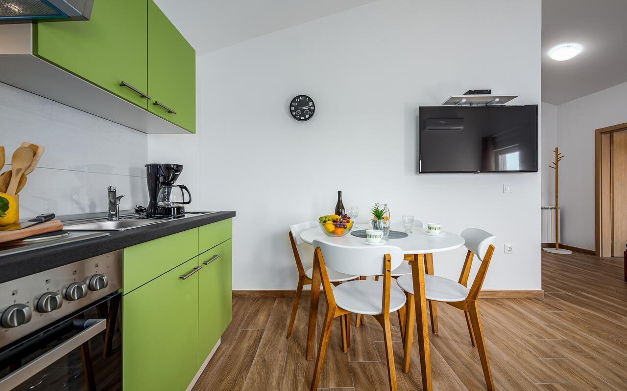 Nelle Apartment